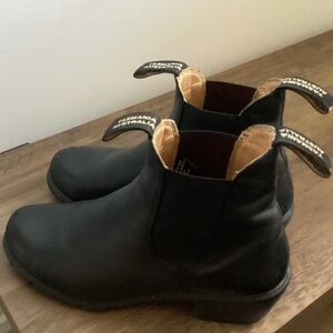 Blundstone Black Chelsea Ankle Boots